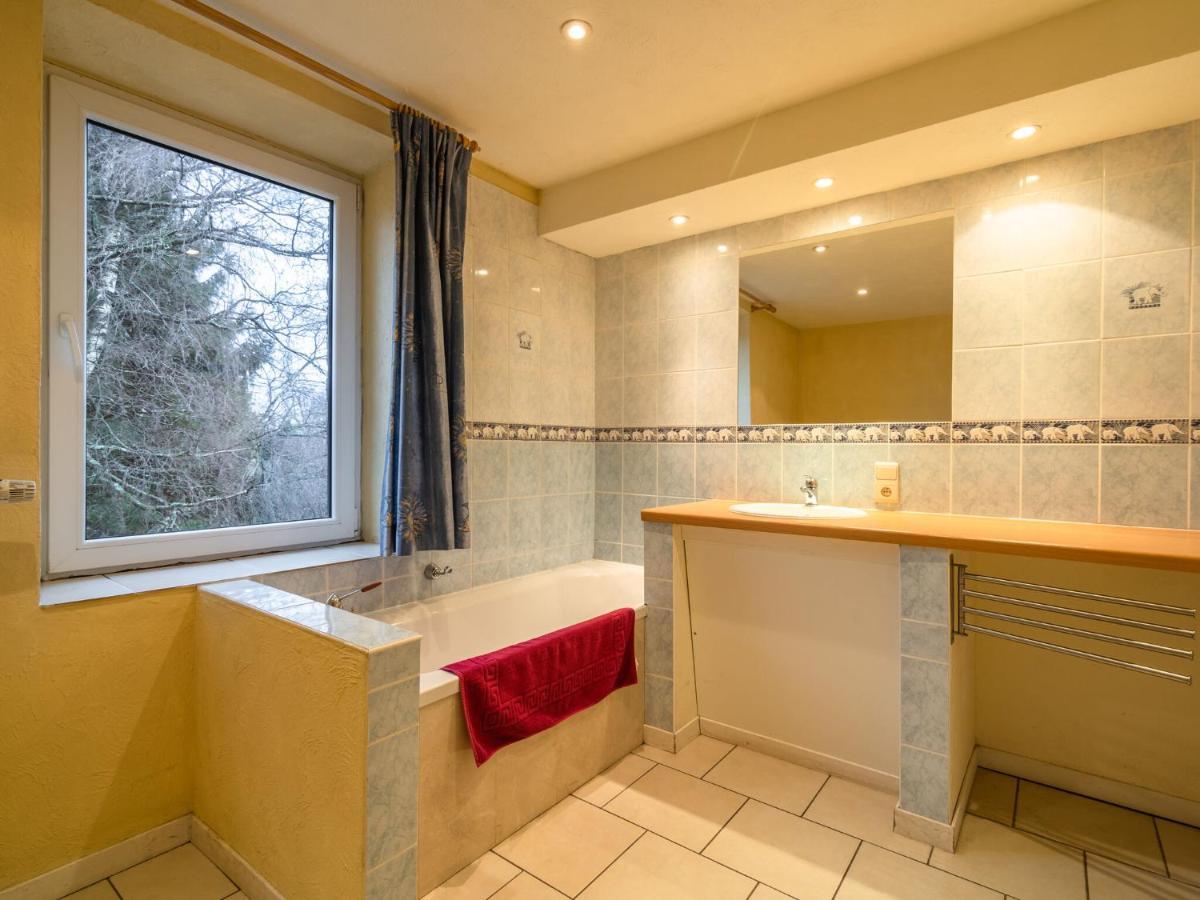 Modern Holiday Home In Sourbrodt With Private Pool Вем Екстер'єр фото